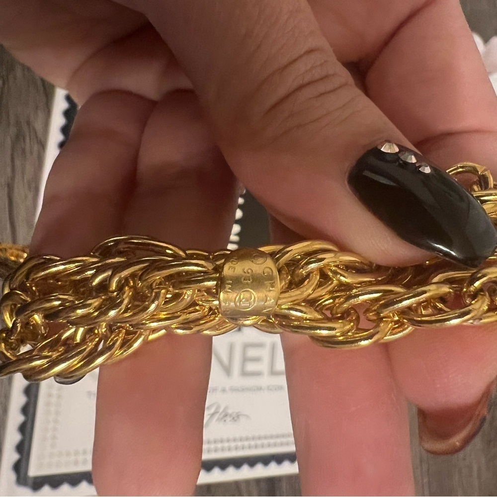 CHANEL Vintage Gold CC Multistrand Bracelet - Picture 5 of 7